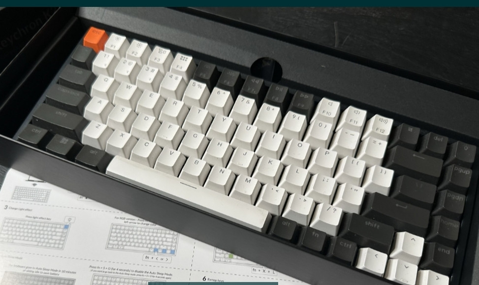 Клавиатура Механическая Keychron K2 RGB V2. Киев - изображение 2