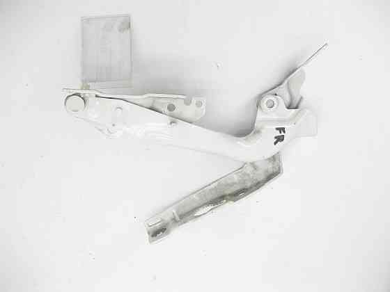 Mercedes-Benz  A1178800228 Петля капота праворуч CLA Shooting Brake X117 CLA C117 Одеса