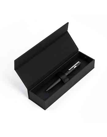 Кулькова ручка Hugo Boss Gear Pinstripe Black/Chrome Ровно
