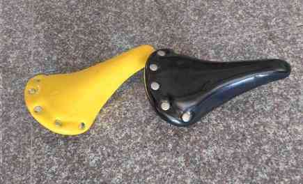 Седло велосипедное   (с заклепками , цвет в ассортименте) Мукачево