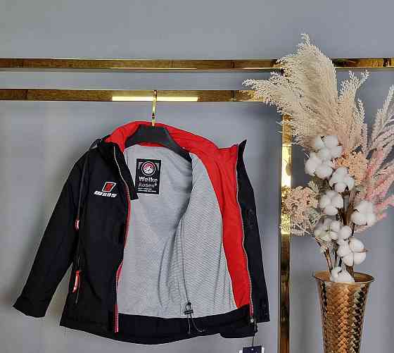 Демисезонная черно-красная куртка для мальчиков 110,116,122,134 Николаев