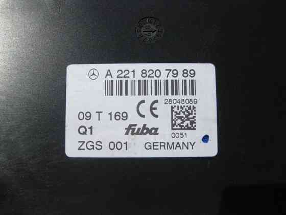 Mercedes-Benz  A2218207989 Антенний підсилювач S-Class W221 Одесса