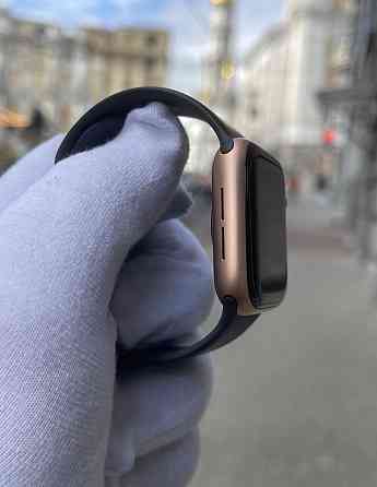 Apple Watch 4 40mm
Gold . Киев