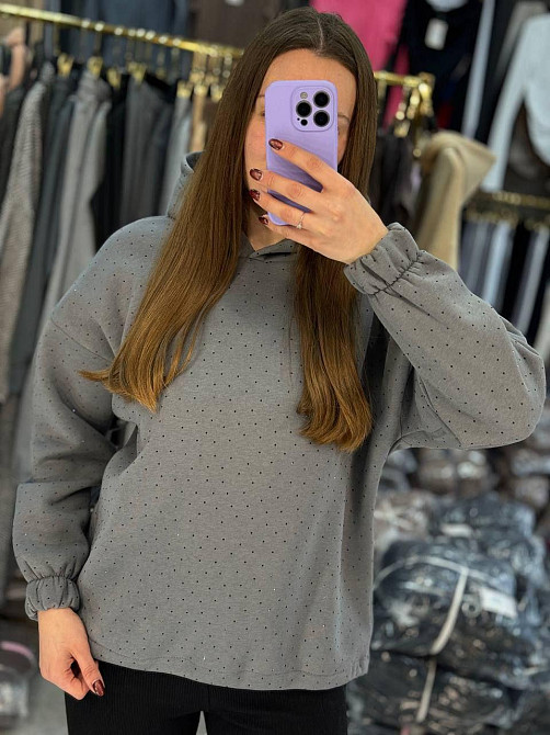 Женский утепленный блестящий худи со стразами трехнитка на флисе Одесса - изображение 3