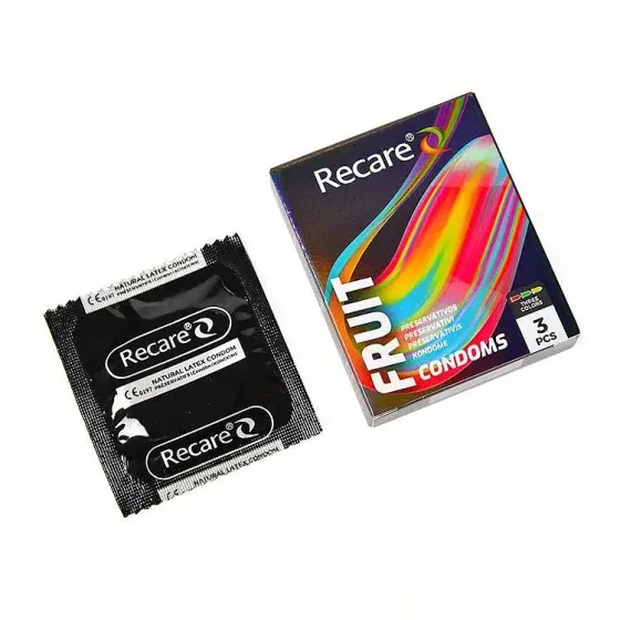 Презервативи Holographic Recare Fruit Flavour Condoms 3 шт, аромати: м'ята, банан, полуниця Львів