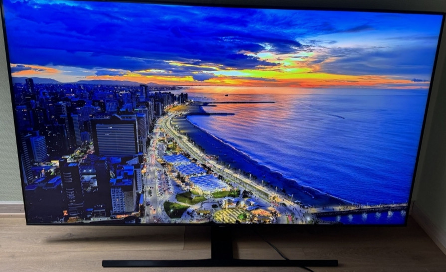 Телевизор Samsung Smart TV 65