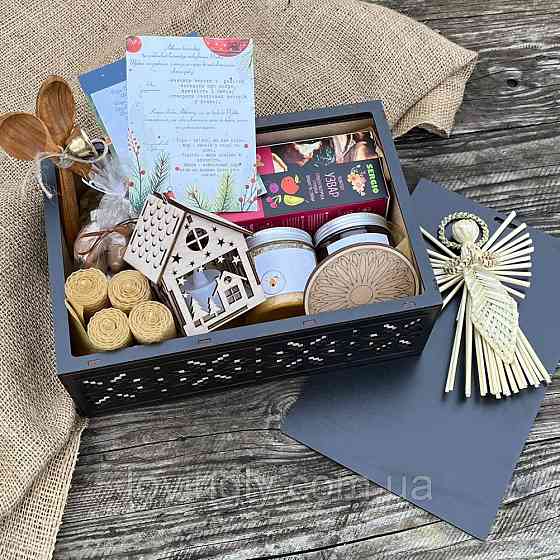 Рождественский набор ручной работы из Украины – свечи адвента, мед, узвар, ангел, домик Ирпень