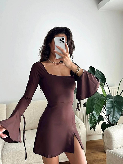 Жіноче обтисле базове плаття з квадратним вирізом мікродайвінг Коричневий, 46/48 Одеса - фото 2