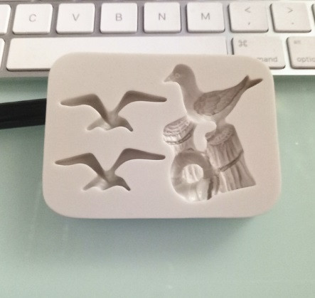 Молд силиконовый Чайки 55 на 77 мм серый Киев - изображение 5