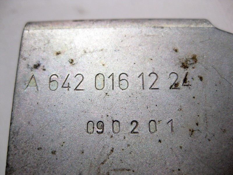 Mercedes-Benz  A6420161224 Захисний екран датчика положення колінвала для двигуна OM642 V6 3.0 cdi ML W164 GL X164 S-Class W221 R-Class W251 Одеса - фото 4