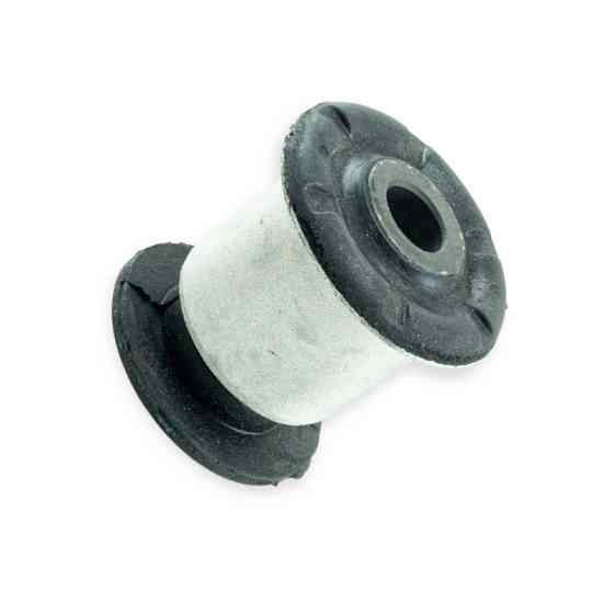 Сайлентблок переднего Ауди Q7 4L перед. нижний внутренний рычага Мукачево