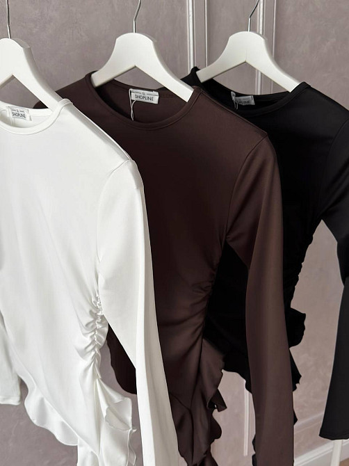 Женский стильный асимметричный лонгслив со шлейфом микродайвинг Черный Одесса - изображение 8