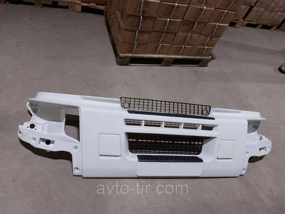 Бампер Renault Premium DXI 5010623600 7420928953 7420928941 Луцк - изображение 1