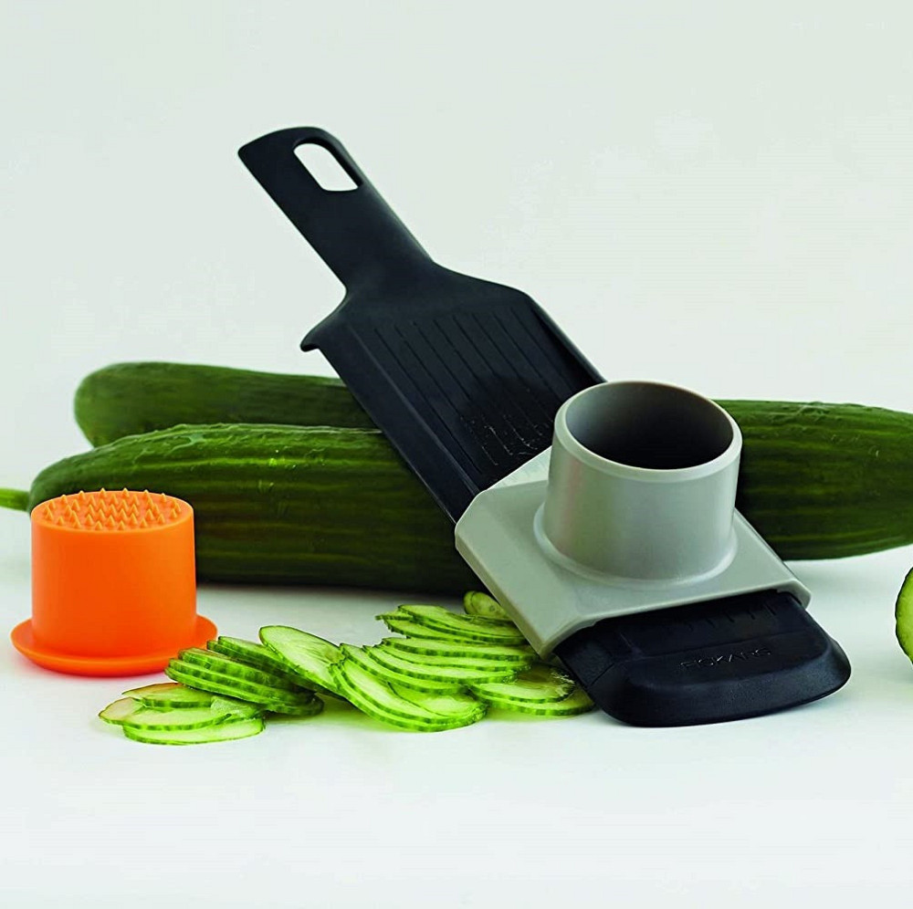 Кухонная Терка для овощей 32 см Fiskars 