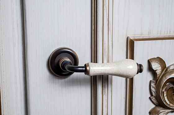 Ручка Linea Cali, модель DALIA бронза матовая/потреск. фарфор Киев