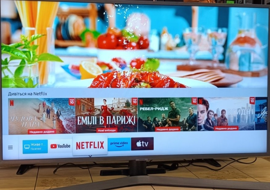 Телевизор Samsung 43