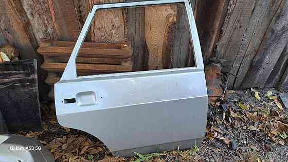 Дверь задняя правая ВАЗ 2109 / 21099 / 2115 Киев