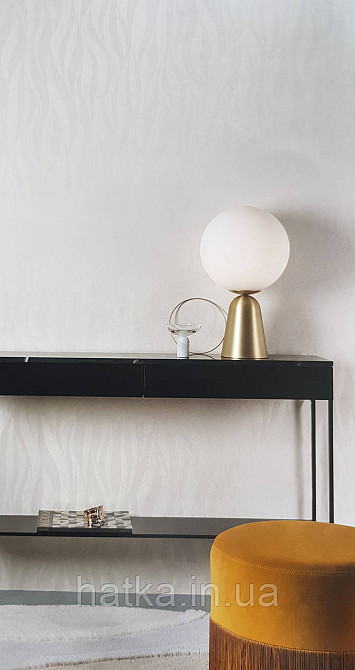 Шпалери вінілові на флізеліні Grandeco Time метрові абстракція структурні хвилі смуги золотисті бежеві Київ - фото 1