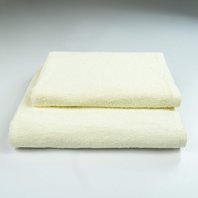 Набор махровых полотенец 2шт GM Textile 50х90см, 70х140см 400г/м2 (Молочный) Сумы - изображение 1