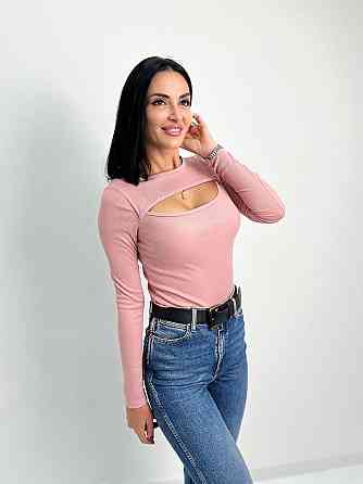 Трикотажна кофтинка з розрізом на грудях "Kiss" оптом I Батал 50, Фрезовий Київ