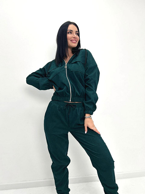 Вельветовый костюм-двойка 