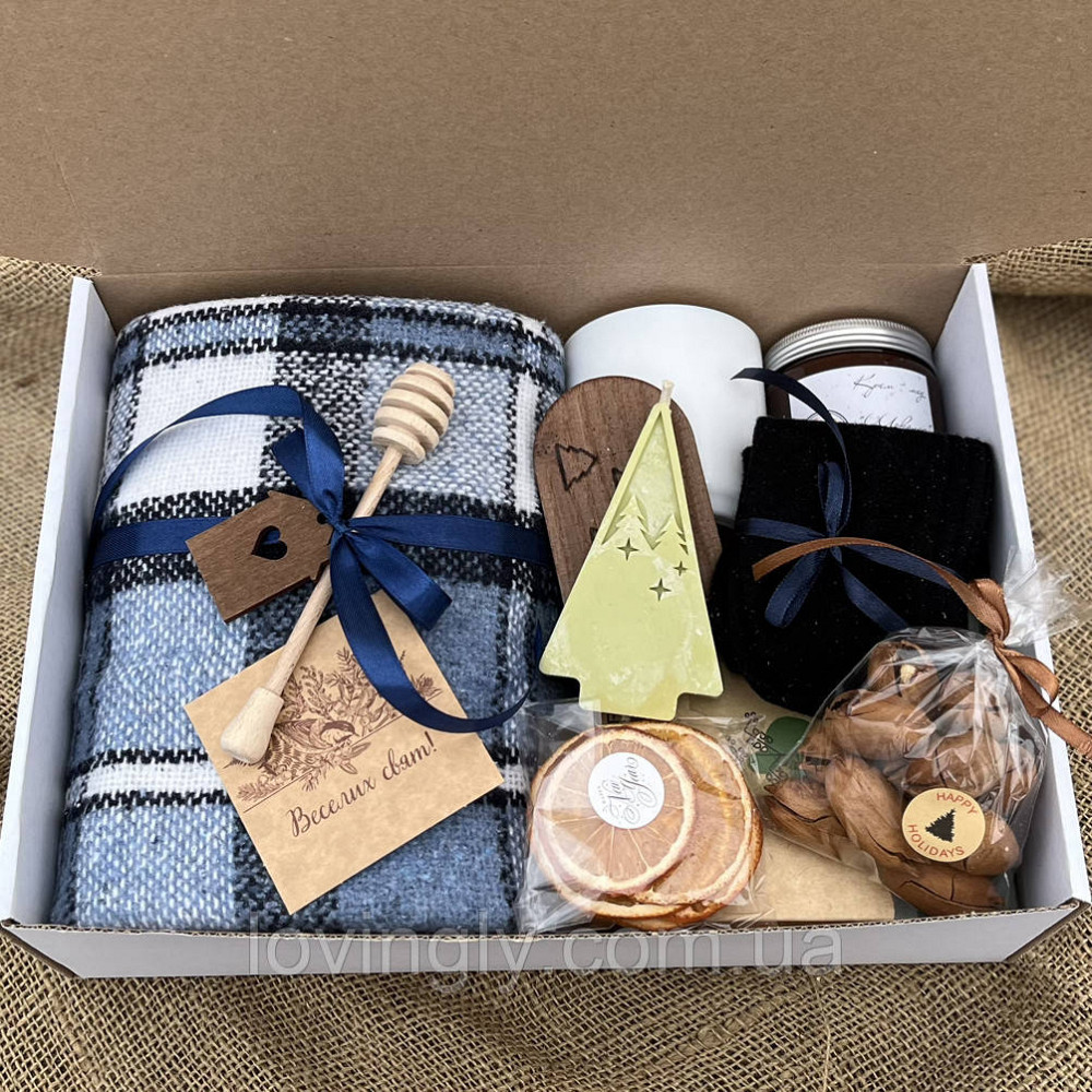 Новорічний подарунок для чоловіка з пледом, чаєм і медовим десертом Ірпінь - фото 6