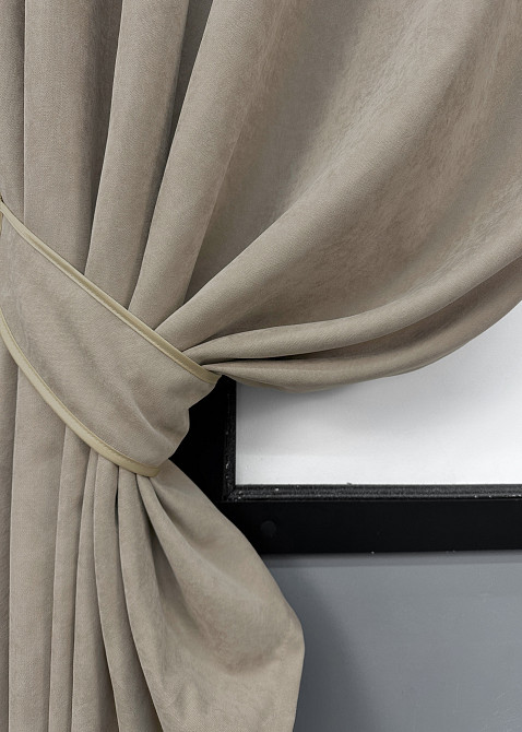 Комплект коротких штор VR-Textil Мікровелюр Petek YL № 1708ш Тауп 130х170 см 2 шт (35-0404) Київ - фото 4