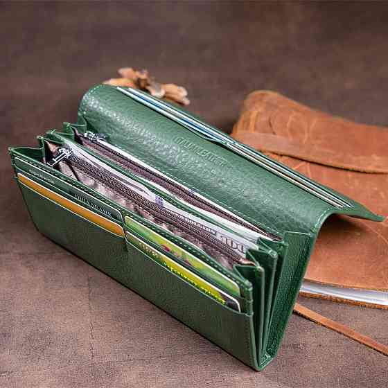 Гаманець на магнітах з клапаном жіночий ST Leather 19240 Зелений Київ