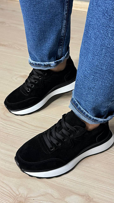 Кроссовки женские Hengji 725-7 замшевые на белой подошве черные, 41, 25,5 см Киев - изображение 10