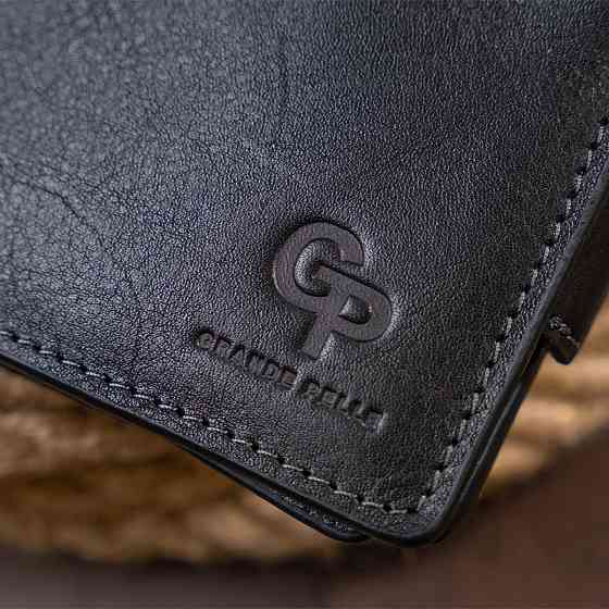 Портмоне горизонтальное Amico на магните на два отделения GRANDE PELLE 11320 Черное Киев