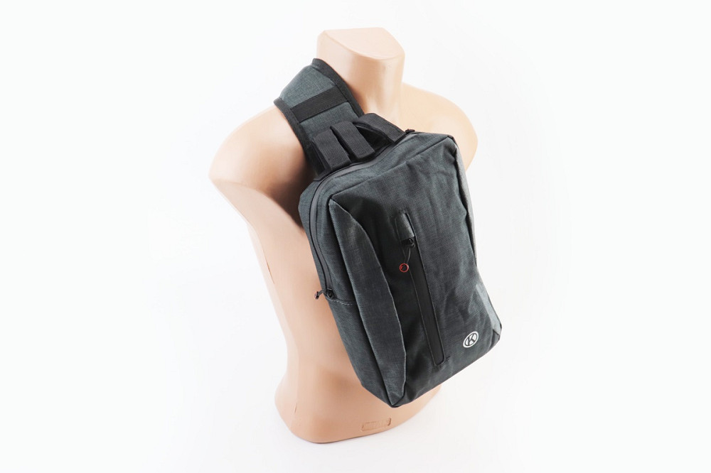 Сумка-слінг через плече (на кермо електросамокату), кріпл. на липучці, швидкознімна, чорно-сіра Київ - фото 1