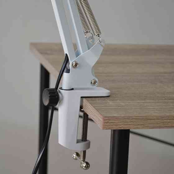 Лампа-лупа світлодіодна на струбцині Київ