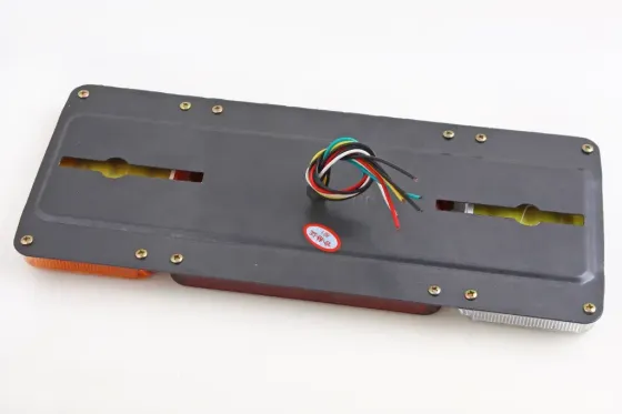 Фонарь прицепа  прямоуг. белый/красный/оранж. диодный (145*340*20мм) Винница