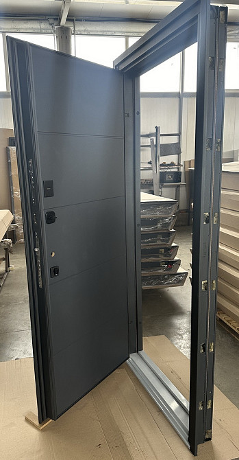 Двери уличные Redfort, модель Стрит Грей Люкс (Металл/МДФ) , комплектация Комфорт (3 контура) 960 Киев - изображение 4