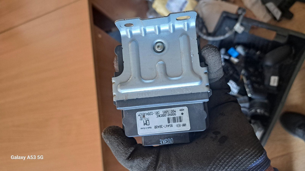 Блок управления полным приводом Hyundai Santa Fe (2012–2019) 95447-3B400 Киев - изображение 1