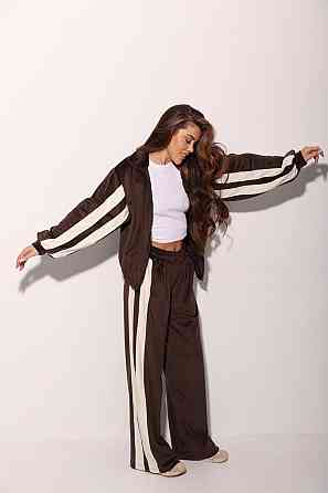 Жіночий велюровий прогулянковий костюм із контрастними вставками. 48/52 Одеса