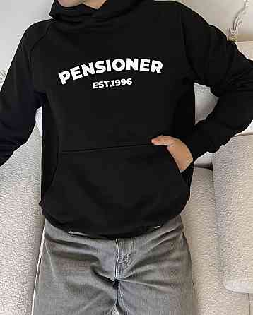 Чорне худі "PENSIONER EST. [ВАШ ДАТ]" — індивідуальне нанесення року під замовлення XXL, Фіолетовий Чернівці