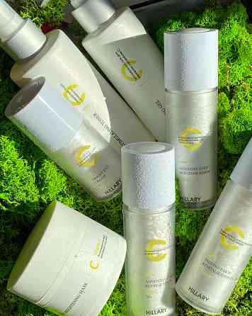 Базовий набір для догляду за обличчям та повіками із вітаміном C Hillary Київ