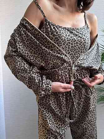 Жіночий леопардовий костюм трійка з подвійним капюшоном двонитка Одеса