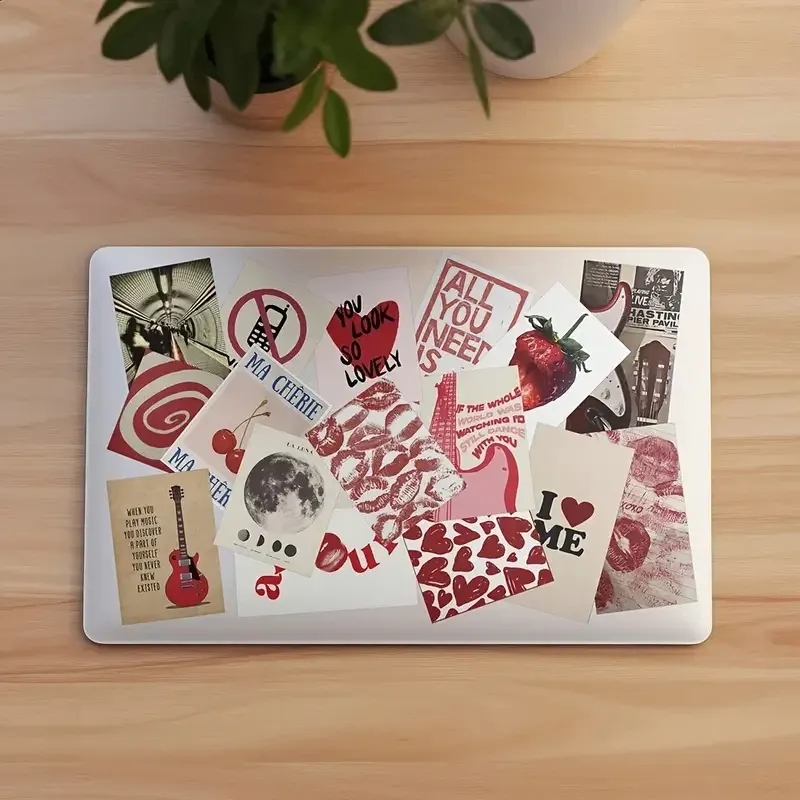 Набір стікерів “Love & Music” – 50 штук, арт і вінтажний стиль, Париж, губи, полуниця Київ - фото 7