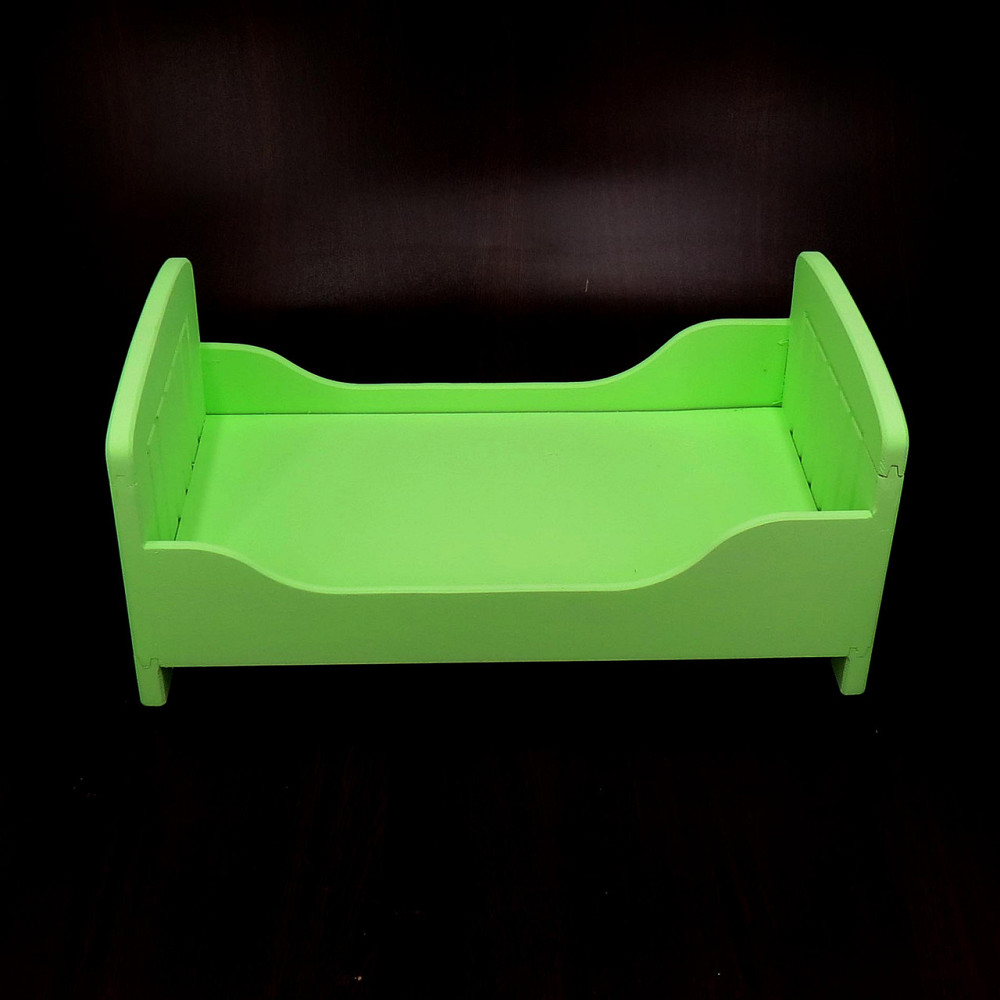 Кровать для кукол 