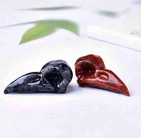 Череп ворона з червоного обсидіану 3.7–4 см декоративний камінь Київ