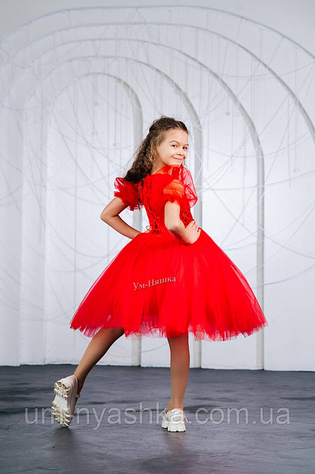 Червона пишна сукня з блискітками Кривий Ріг - фото 3