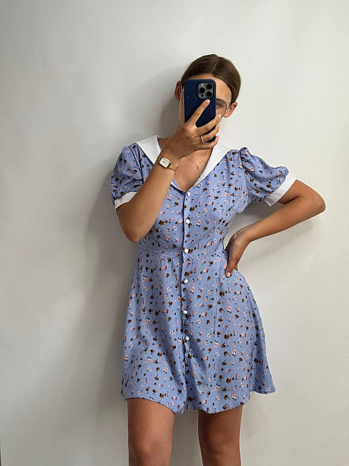 Жіноча сукня з штапелю з білим комірцем Блакитний з квітами M-L Харків - фото 1