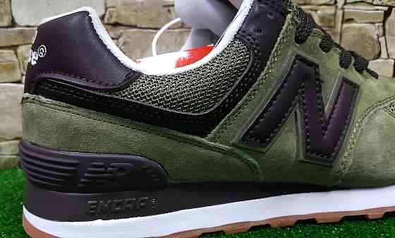 Чоловічі кросівки New Balance Black/Green ML574EGK Суми
