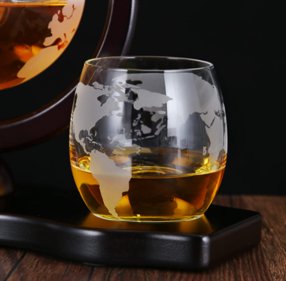 Набір Декантер Навколо світу з камінням для віскі корабель всередині 4 келихи на розносі Кременчук