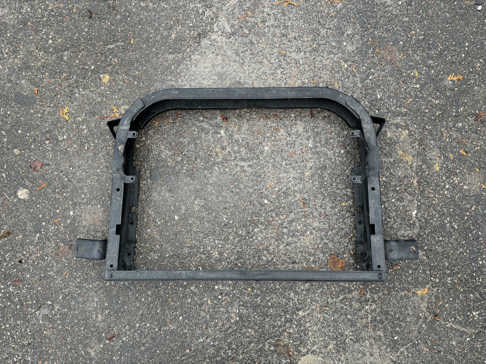 Рамка радіатора ГАЗ-3307. Харків - фото 1