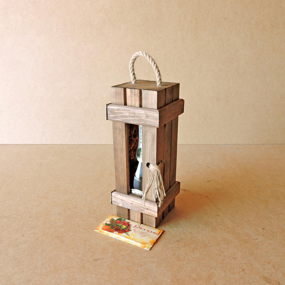 Подарочная коробка 