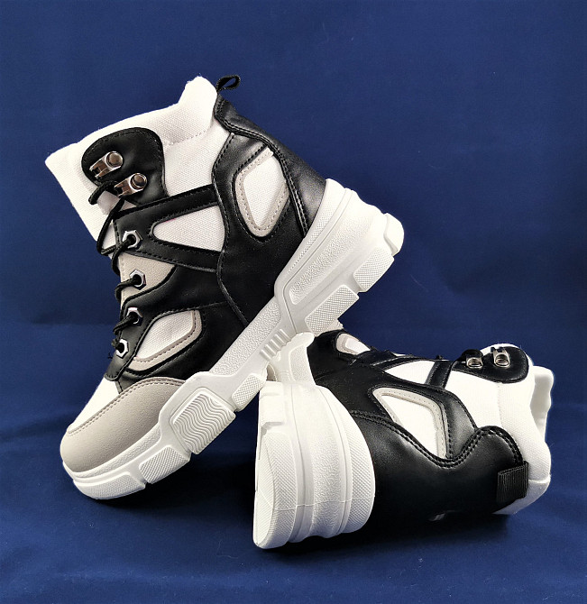 Женские Высокие Кроссовки на Танкетке Белые Слипоны Мокасины на Платформе (размеры: 37) - 4 Днепр - изображение 7