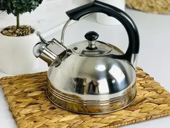 Чайник Зі Свистком 3.5 Лтр для всіх видів плит, турбо-індукційне дно, м'яка зручна ручка Одеса - фото 1